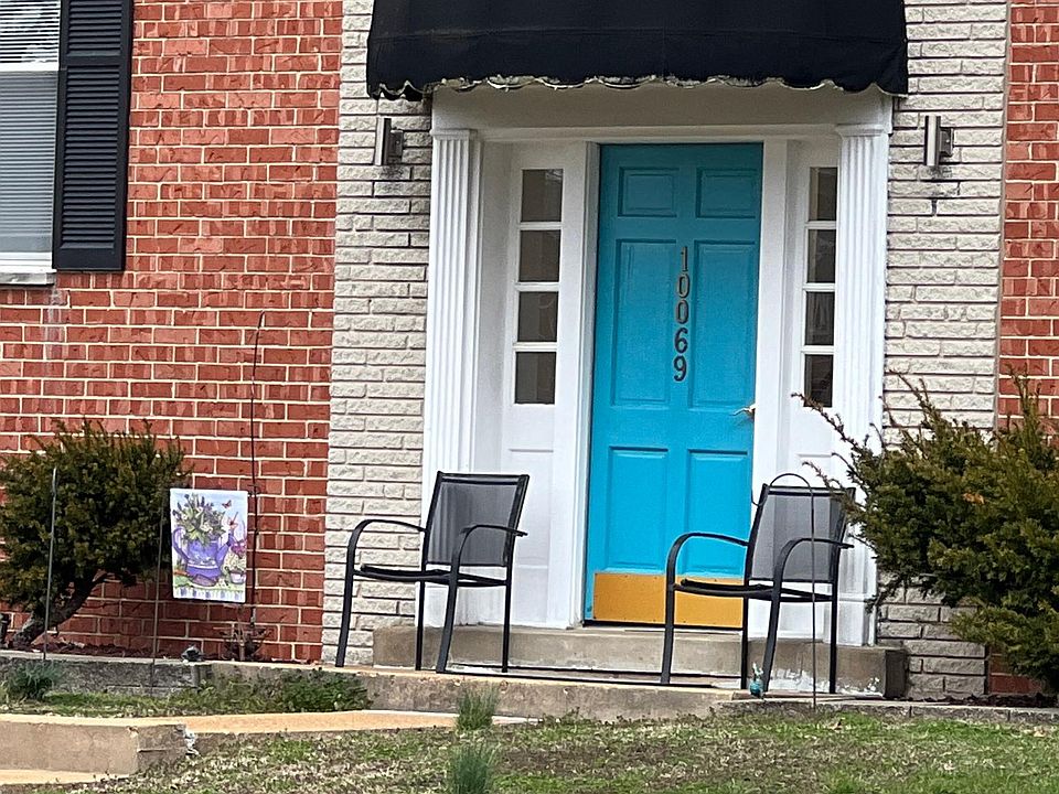 1st image of 10069 Puttington Dr #4