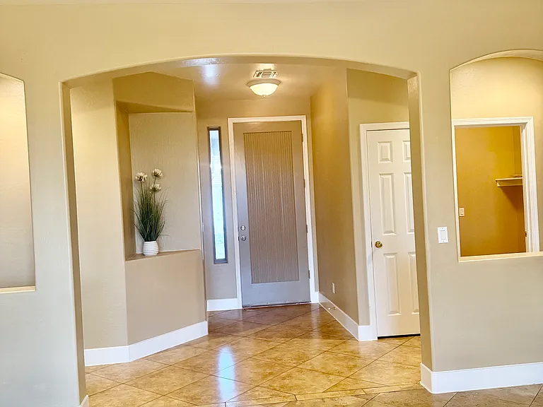 40148 N Perrone St — Photo 5