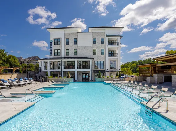 Vintage Franklin Apartments