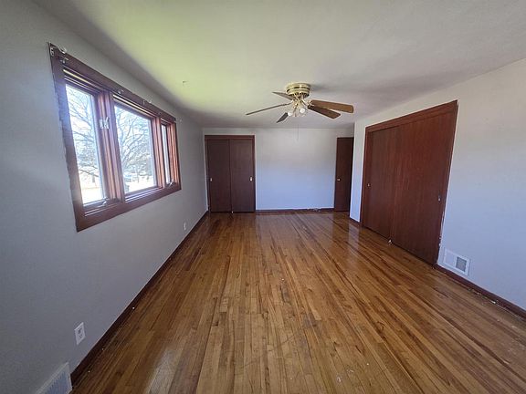 5th image of 239 W WATER STREET