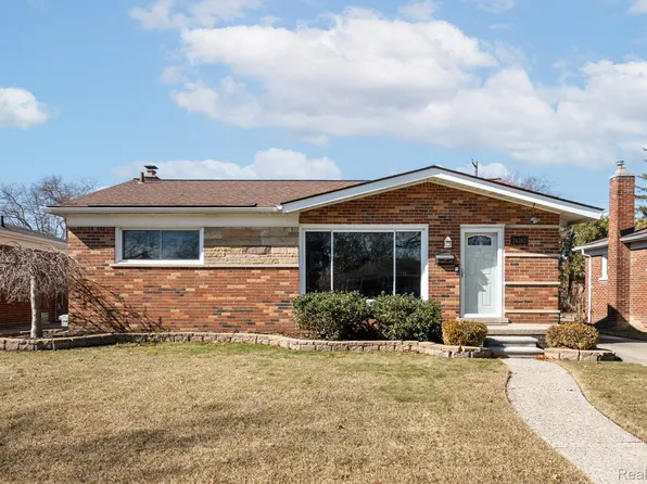 24263 Marine Ave, Eastpointe, MI 48021
