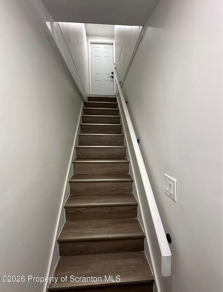 Building Photo - 538 Beech St #2