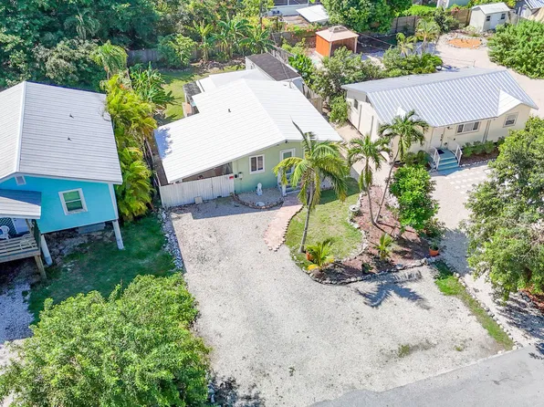 30378 Palm Dr, Big Pine Key, FL 33043