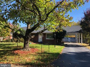 4103 Conrad Rd, Alexandria, VA 22312