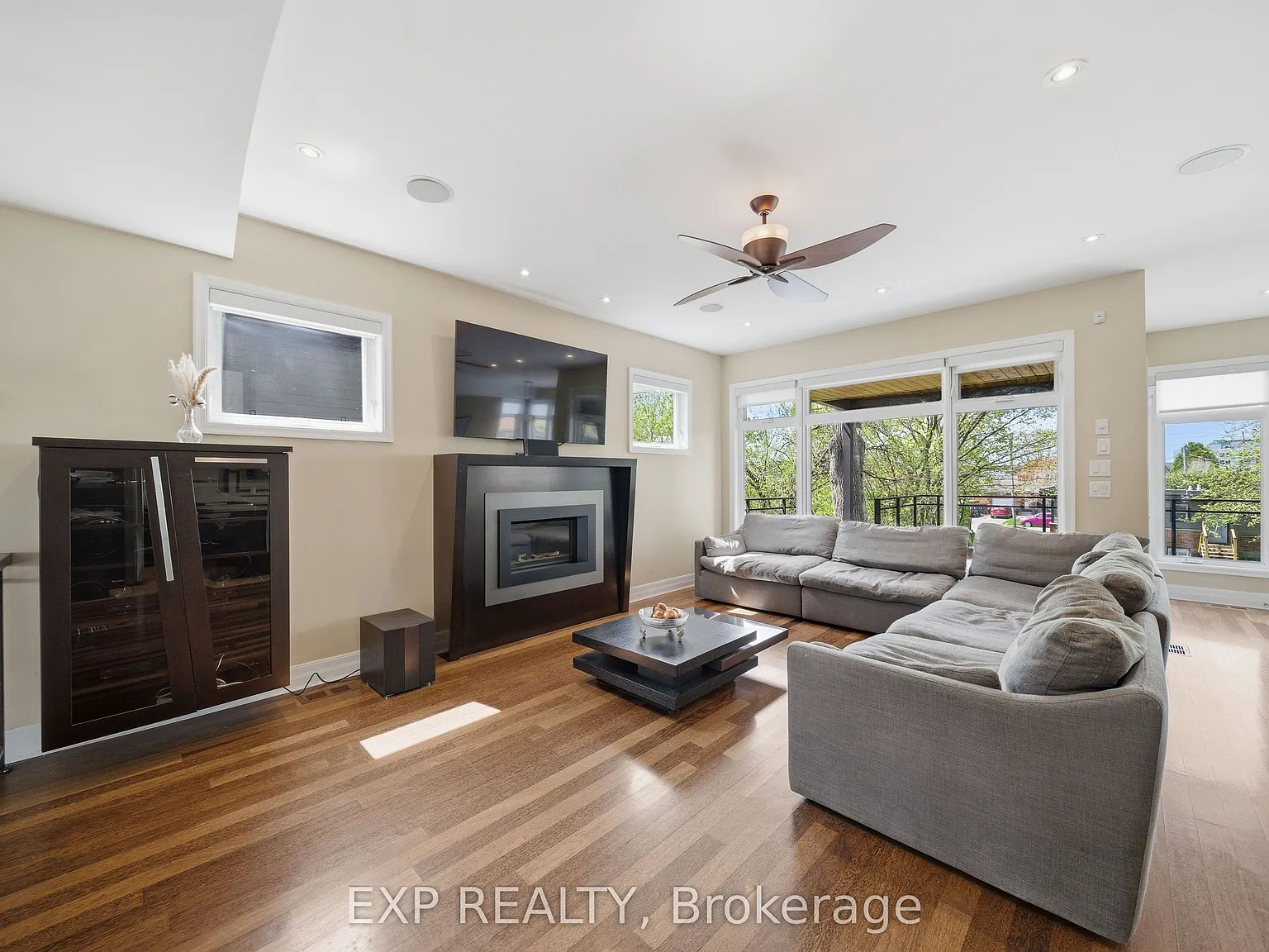 5 bed, $8,500 — Photo 3
