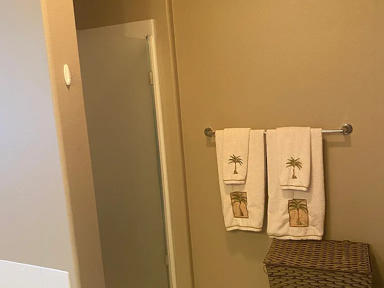 2443 Hillbrook Cir — Photo 11