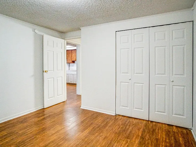 Curiosity Creek Apartments — Photo 2