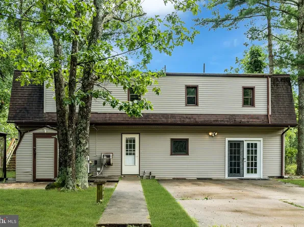 220 Old Tuckerton Rd #A, Chatsworth, NJ 08019