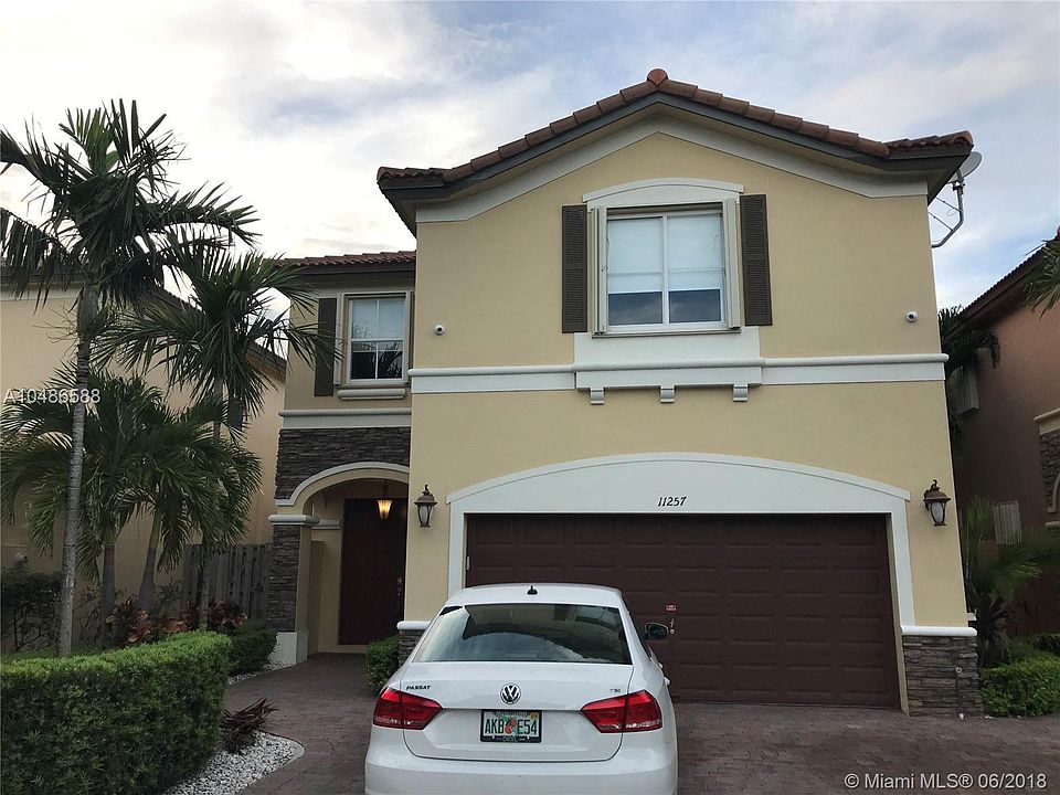 1st image of 11239 NW 43rd Ter