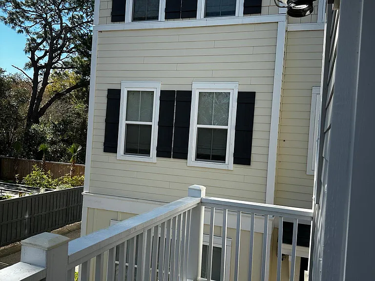 969 Warrick Oaks Ln — Photo 36
