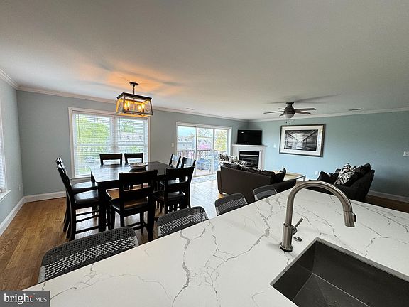 3rd image of 206 NE Isle Dr #83A