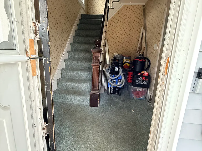 33 McKinley Ave #2 — Photo 2