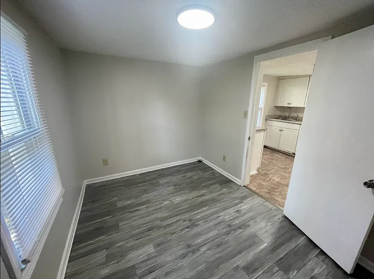 425 Cole Ave — Photo 30
