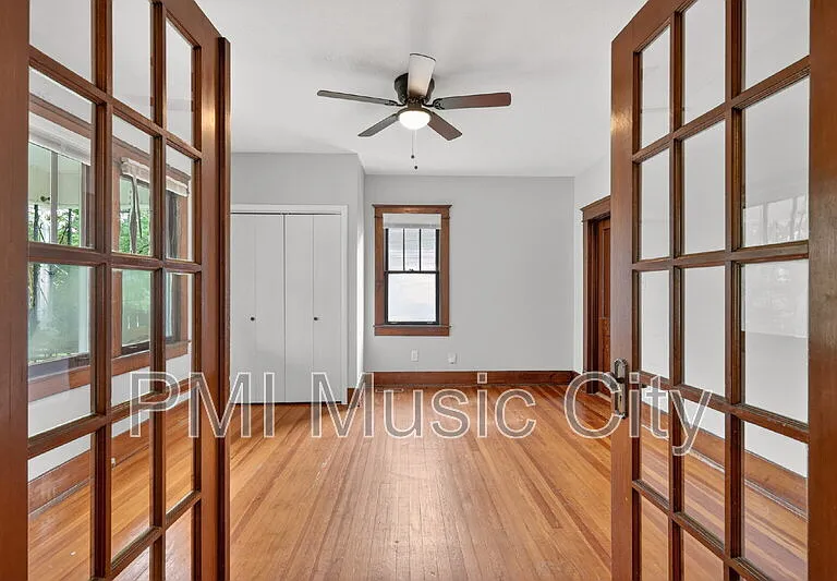 1609 Shelby Ave — Photo 24