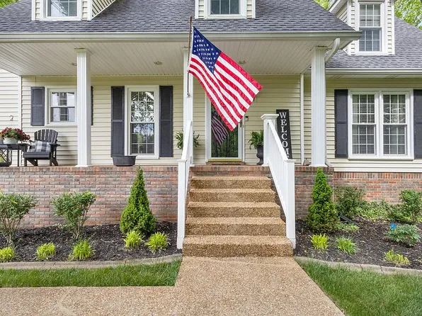 2820 Brothers Rd, Clarksville, TN 37043