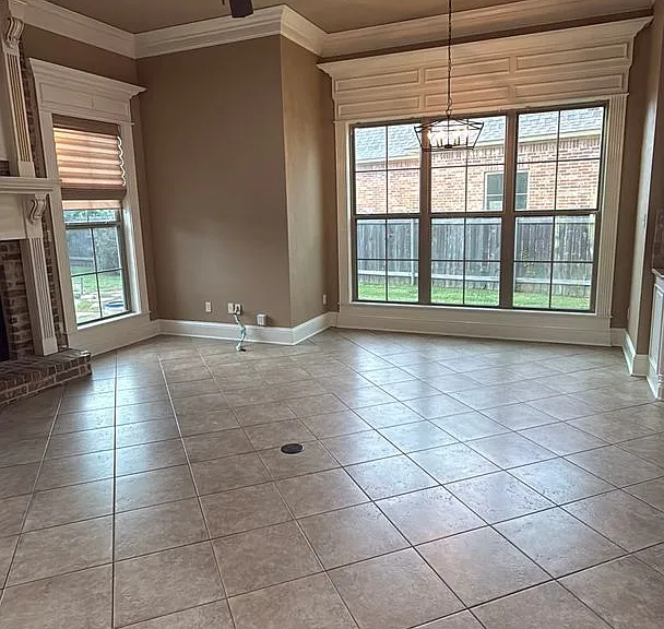 9572 Rochel Dr — Photo 50