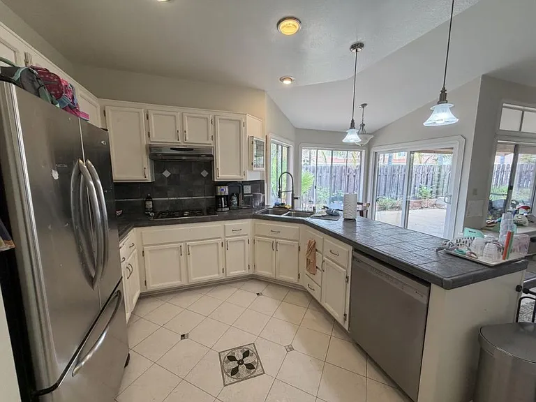 11995 Thomas Hayes Ln — Photo 7