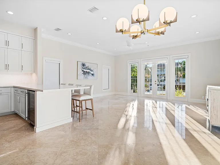 413 Coconut Isle Dr — Photo 15