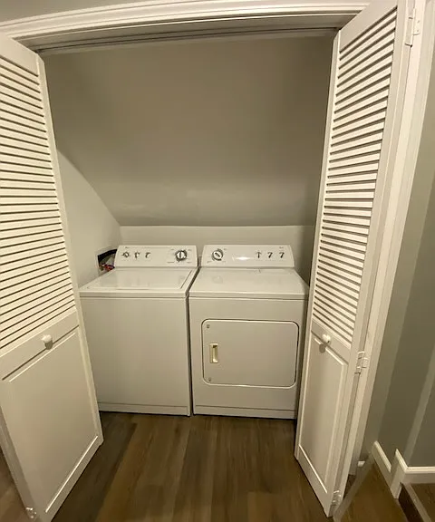 Washer/Dryer Closet