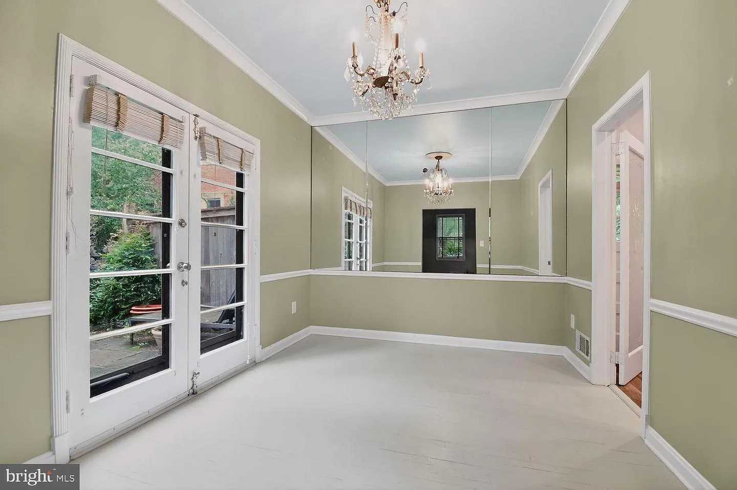 4 bed, 3.5 bath, 2260 sqft, $6,000 — Photo 4