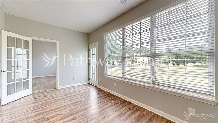 8401 Somerton Cir — Photo 14