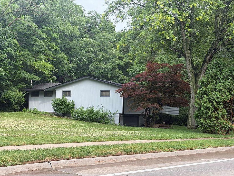 2nd image of 3438 53rd St