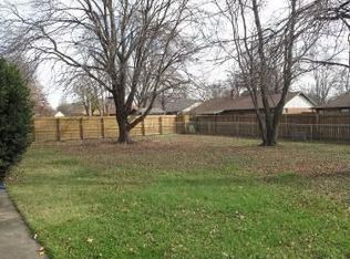 1712 SE Lawrence St, Bentonville, AR 72712