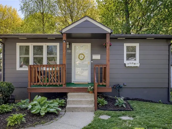 1121 S Pearl St, Independence, MO 64050