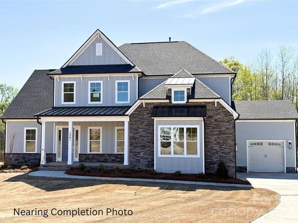 1041 Sage Pine Cir #57, Clover, SC 29710