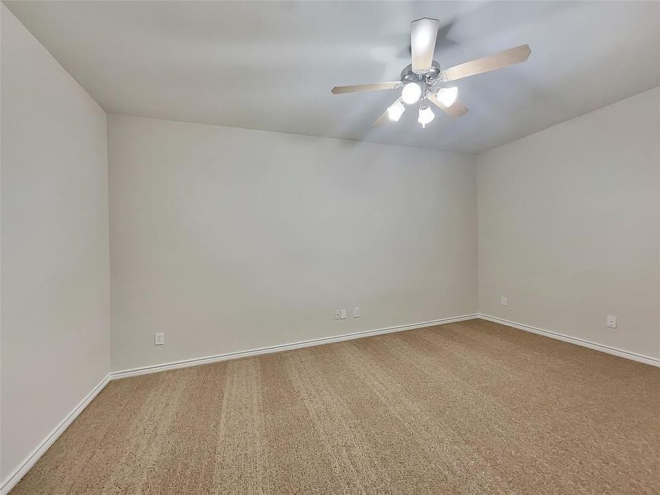 1st image of 13859 Salmon Dr