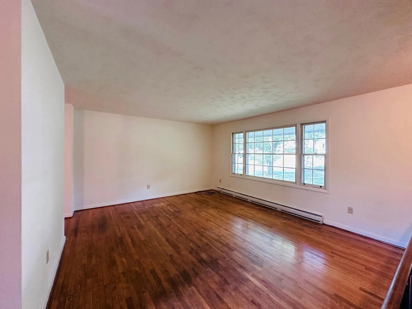 625PB - 1605 Lark Lane -M — Photo 4