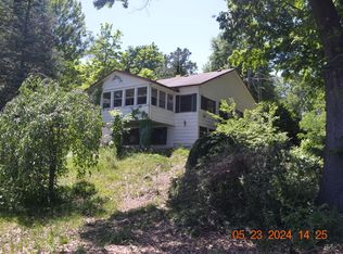 55945 Forest Beach Rd, Dowagiac, MI 49047