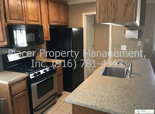 221 Harding Blvd APT 4, Roseville, CA 95678