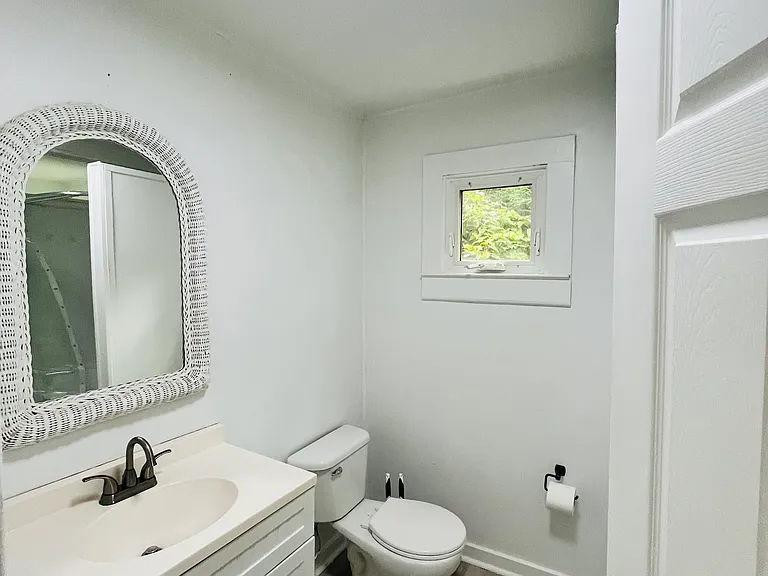 122 Liberty Dr — Photo 19