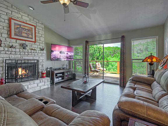 2nd image of 302 Valley Hill Dr