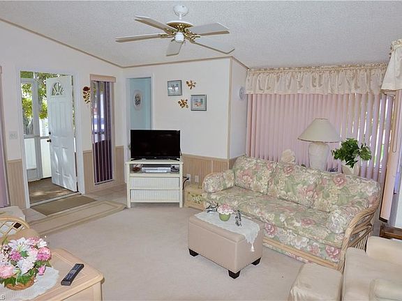 3rd image of 10826 Short Tailed Hawk Cir