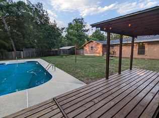 5443 Jones St, Milton, FL 32570