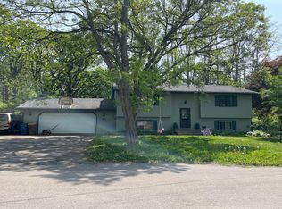66 12th St, Newport, MN 55055