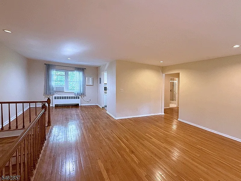 1 bed, 1.0 bath, $2,150 — Photo 3