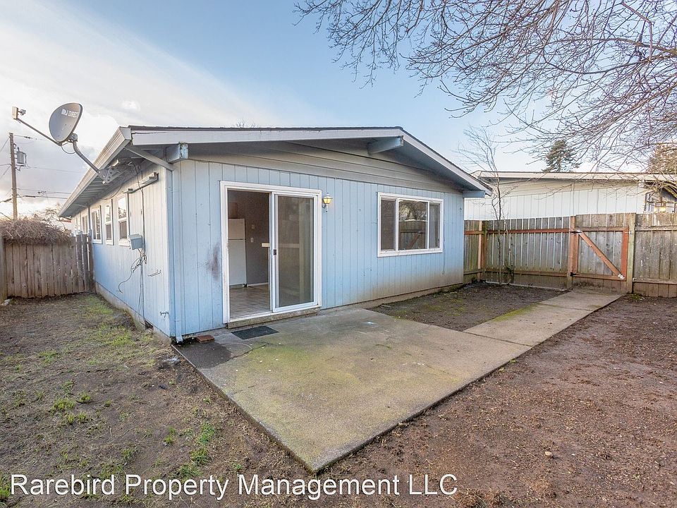 1st image of 4716 SE 83rd Ave #4720
