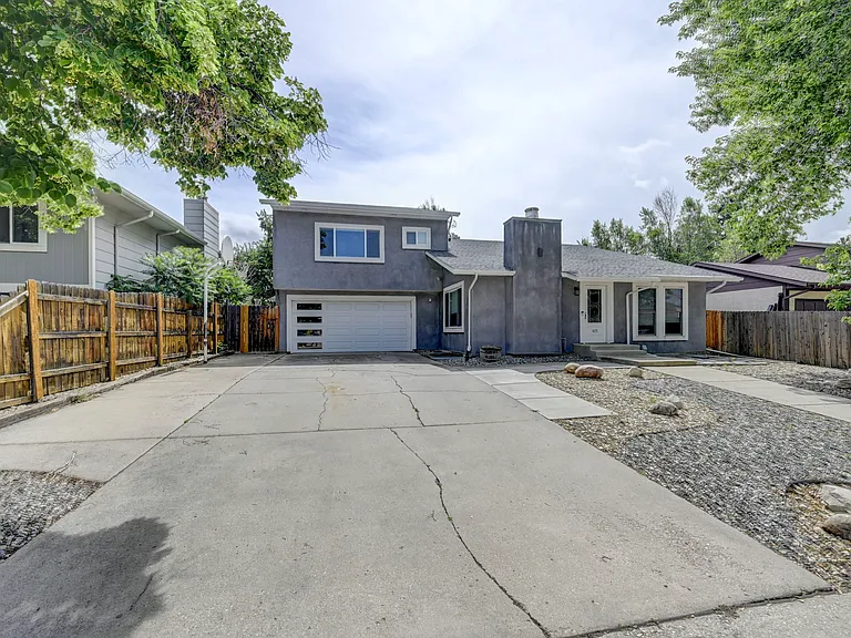 1671 Summernight Ter — Photo 1