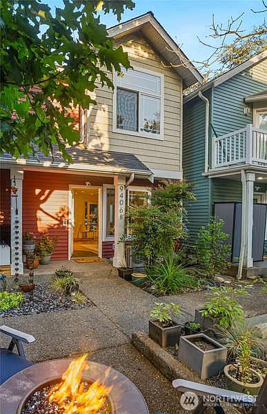 5th image of 9406 Linden Avenue N #B