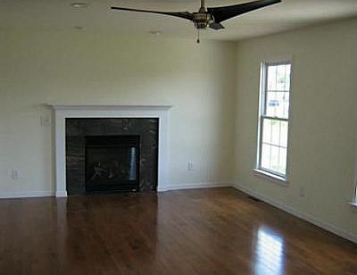 2nd image of 1411 Starlite Trail Dr