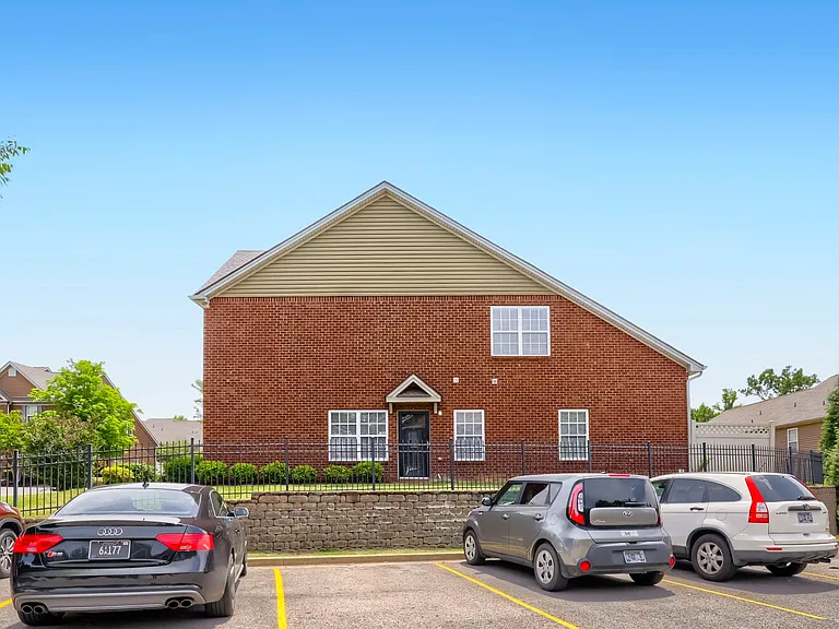 1235 Bainbridge Dr — Photo 18