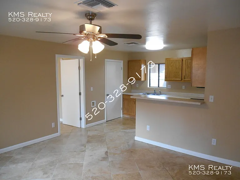 4107 E Los Robles St — Photo 6