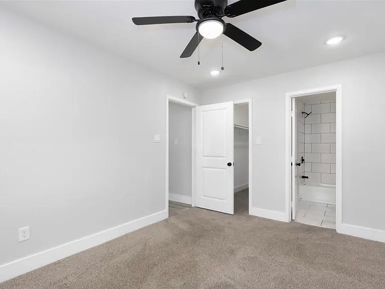 9807 Jaywood Dr — Photo 14