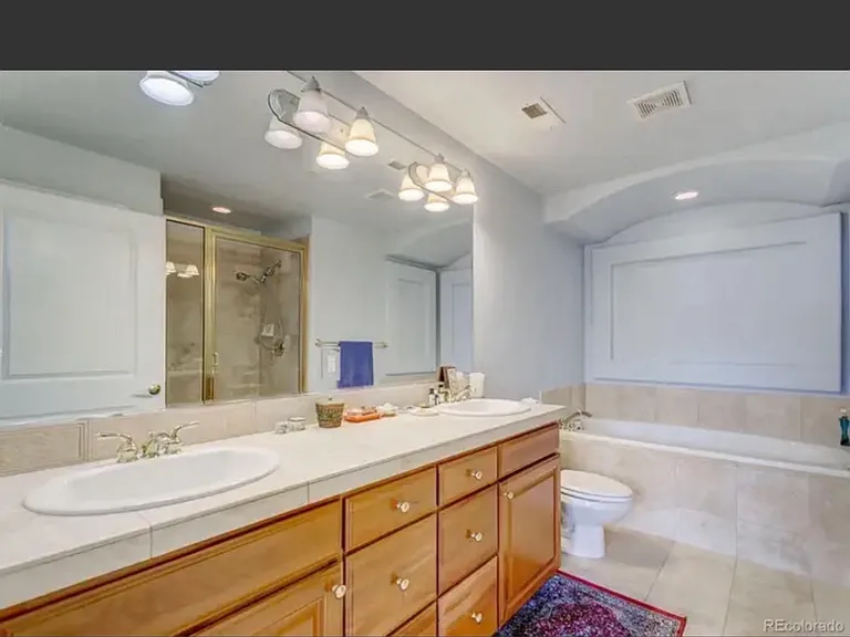 11 Monroe St #203 — Photo 12