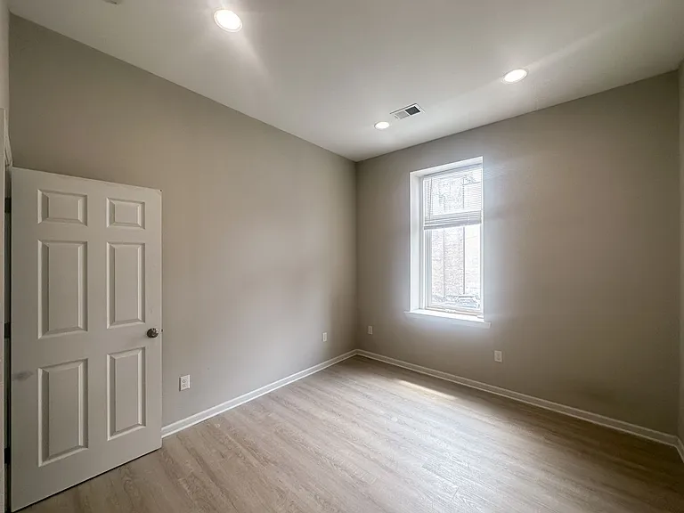 For Rent: Urban Luxury at 914 N. Charles St Your City Lifestyle Awaits! — Photo 29