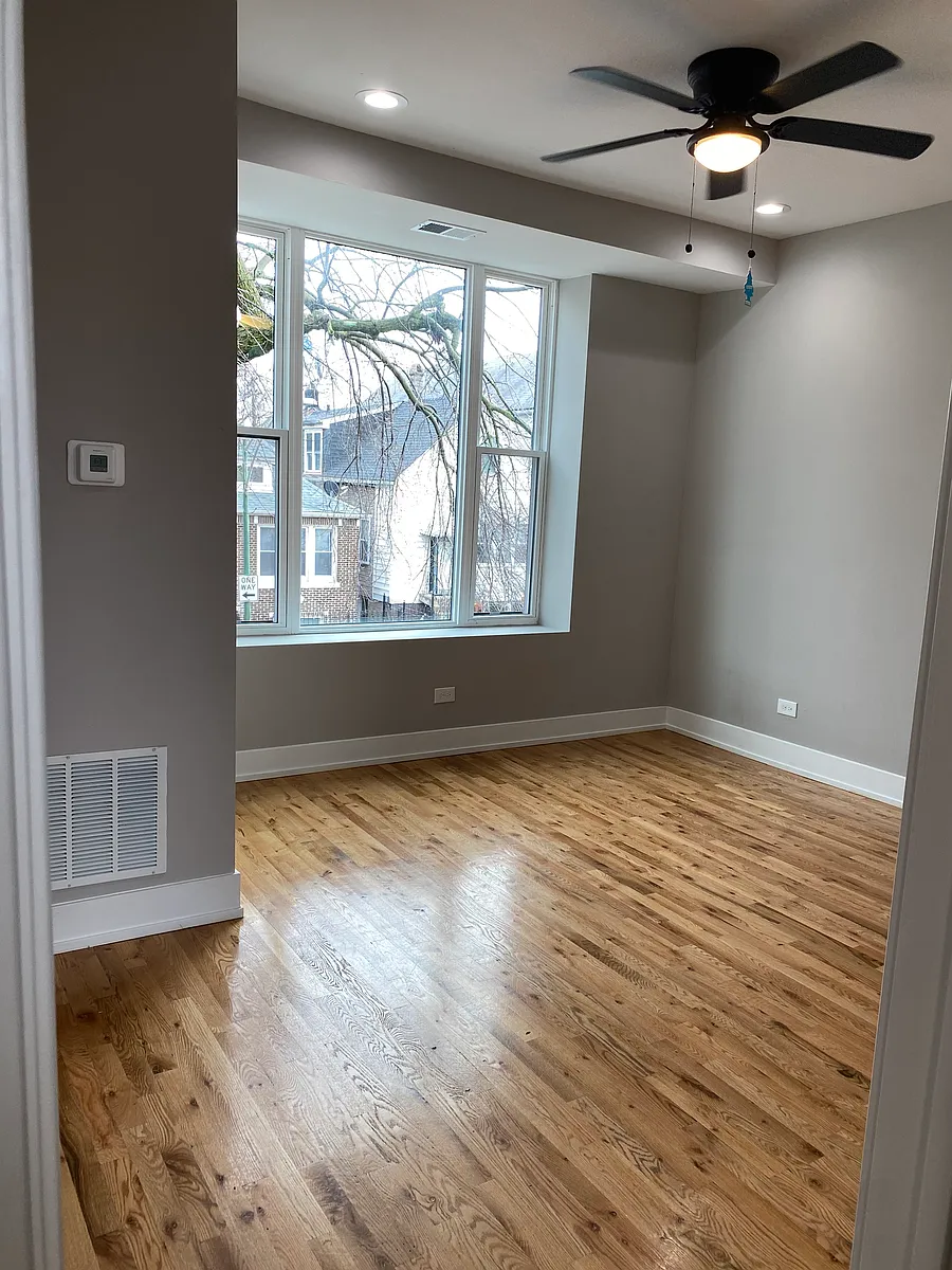 Building Photo - 4700 S Wolcott Ave #1