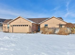 1207 Heritage Hills Dr, Selah, WA 98942